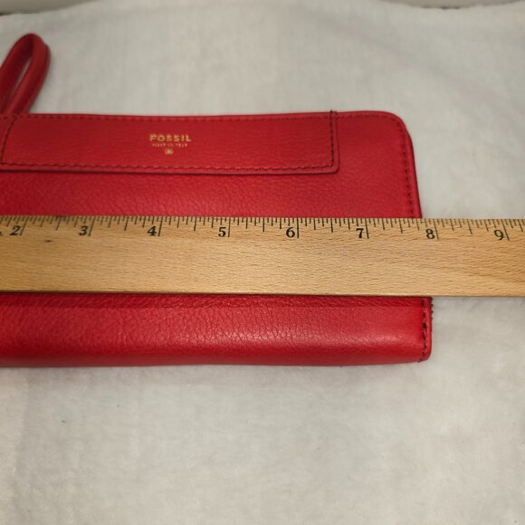 FOSSIL Issue No. 1951 Clutch Wallet Wristlet Leather New with tags Red - Picture 6 of 7